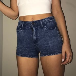 Hollister Co. high waisted shorts